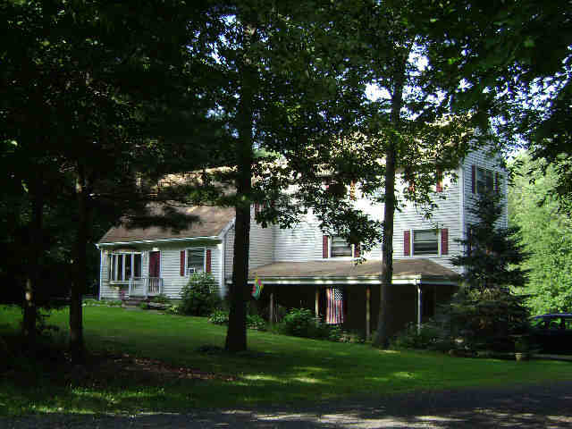 Building photograph for 267 MAIN ST S